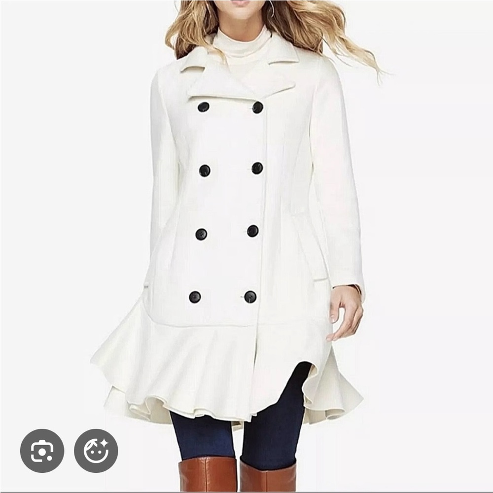 BCBGMaxAzria Cream Double-Breasted Coat